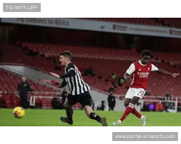 纽卡斯尔联2-1伯恩利,伊萨克连续进球助喜鹊主场六连胜